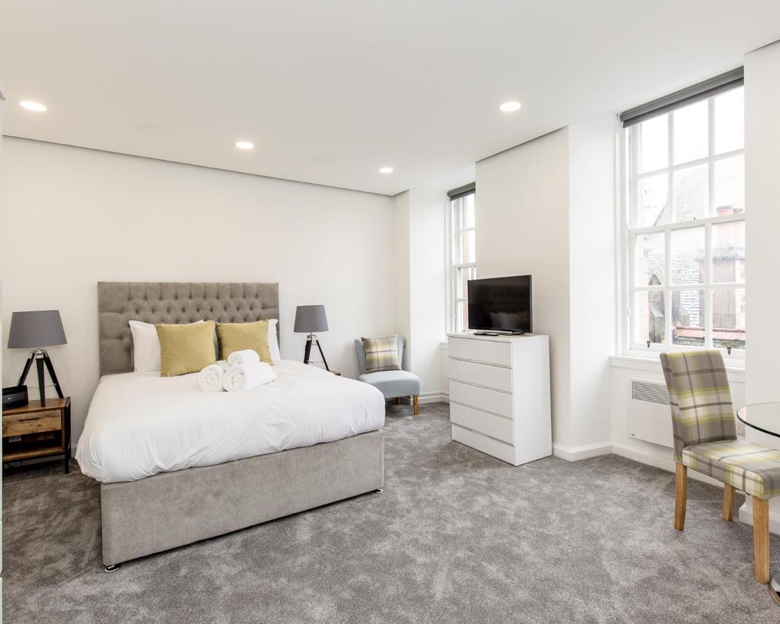 Refurbished Studio Next To The Royal Mile Apartment เอดินบะระ ภายนอก รูปภาพ