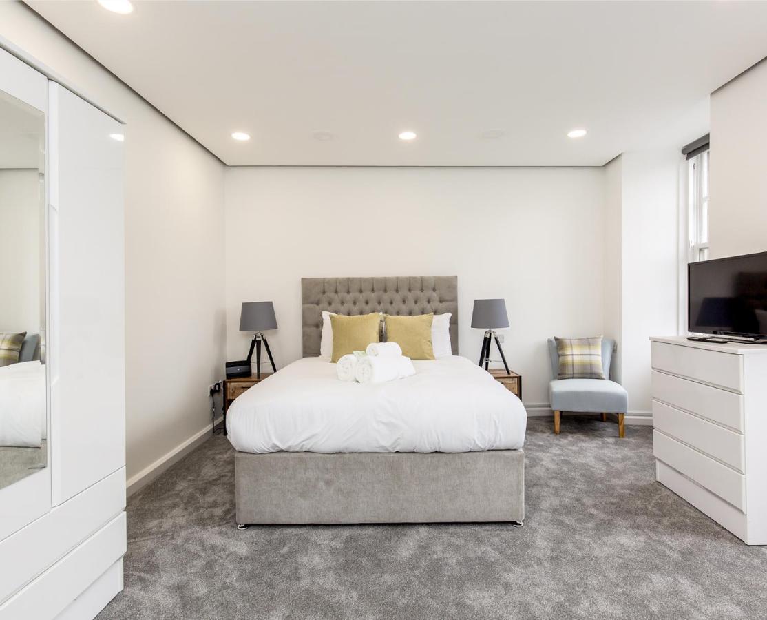 Refurbished Studio Next To The Royal Mile Apartment เอดินบะระ ภายนอก รูปภาพ