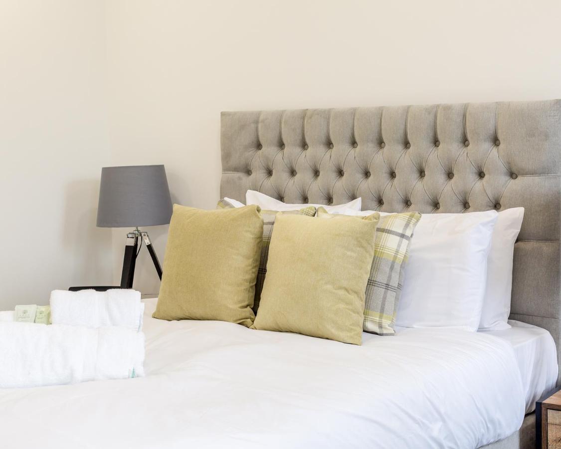 Refurbished Studio Next To The Royal Mile Apartment เอดินบะระ ภายนอก รูปภาพ