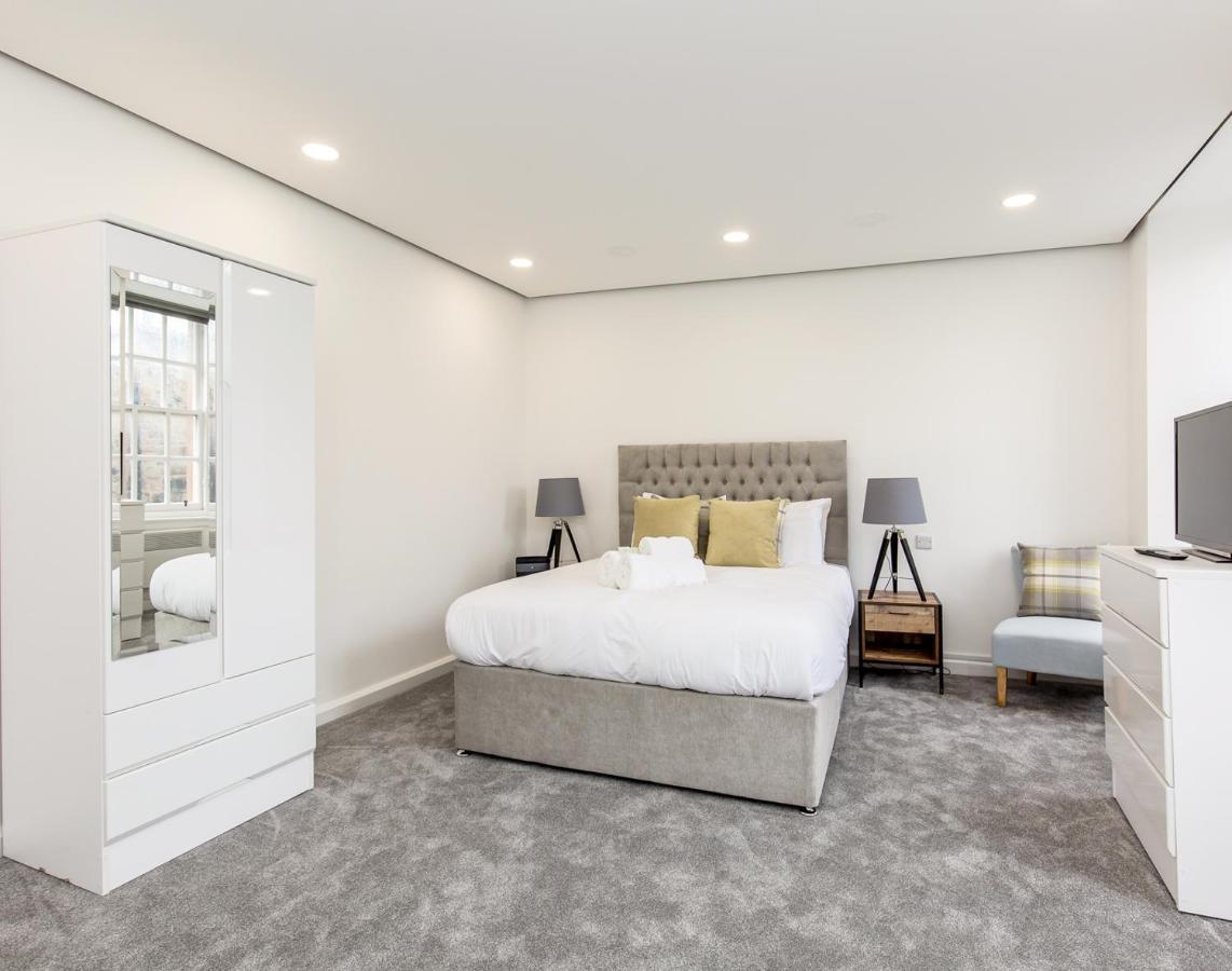 Refurbished Studio Next To The Royal Mile Apartment เอดินบะระ ภายนอก รูปภาพ