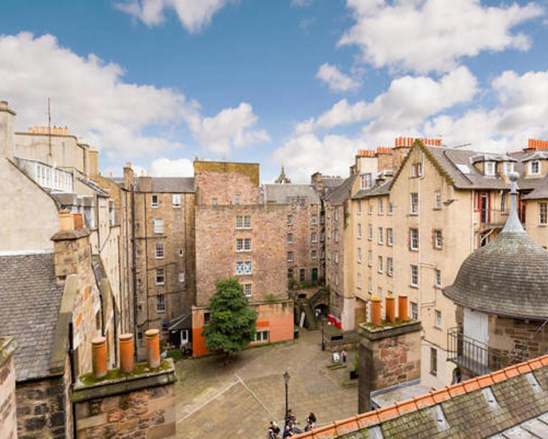 Refurbished Studio Next To The Royal Mile Apartment เอดินบะระ ภายนอก รูปภาพ